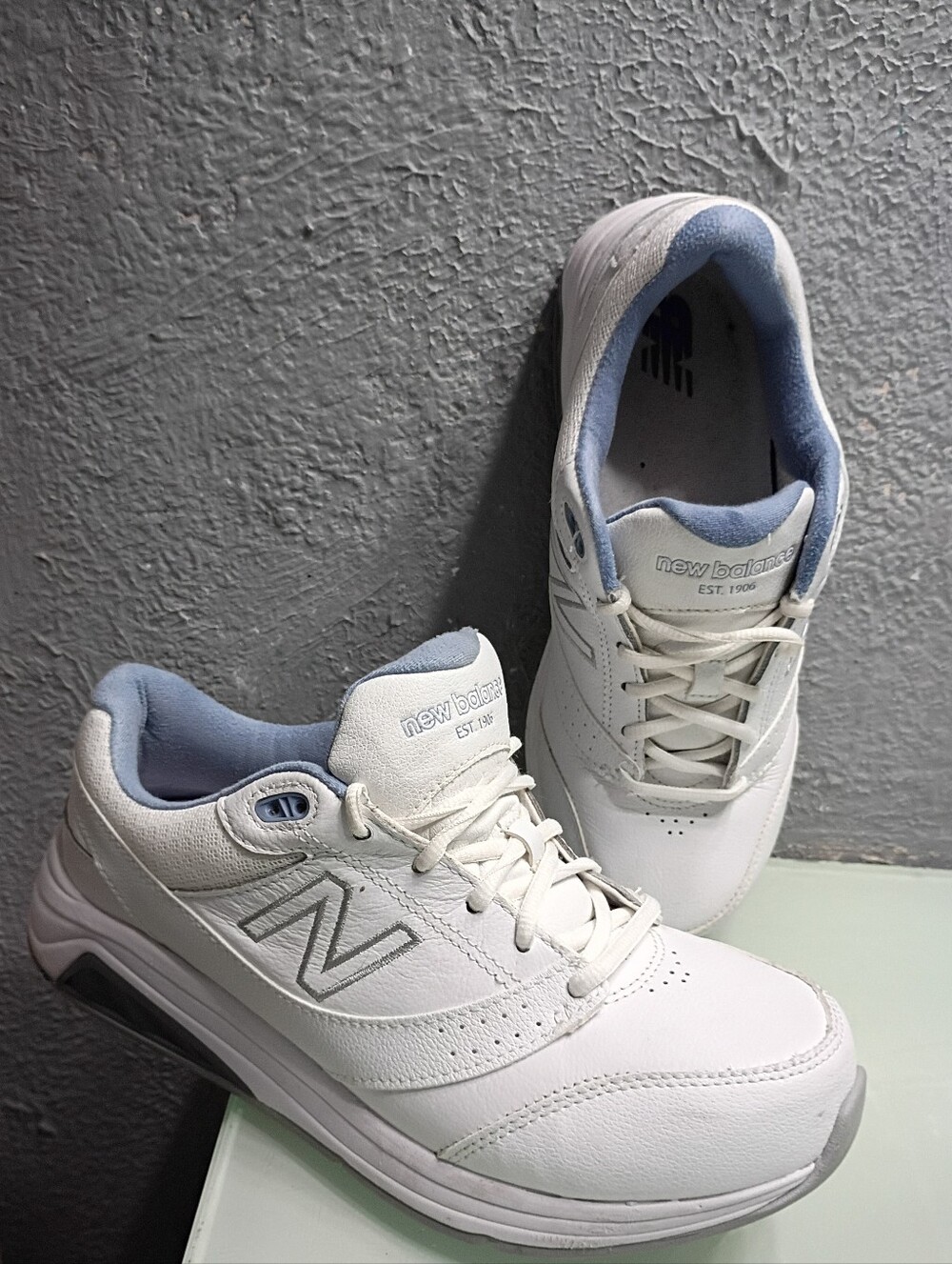 New Balance 928V3 Walking Strike Path Sneakers Men's Size 7.5/Ladies Size 9